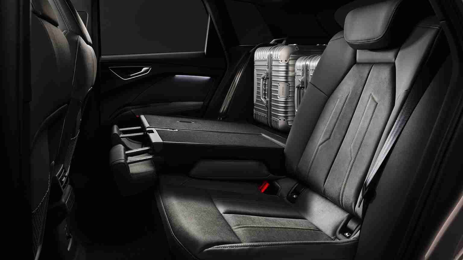 Audi Q4 e tron 55 quattro Seating Capacity
