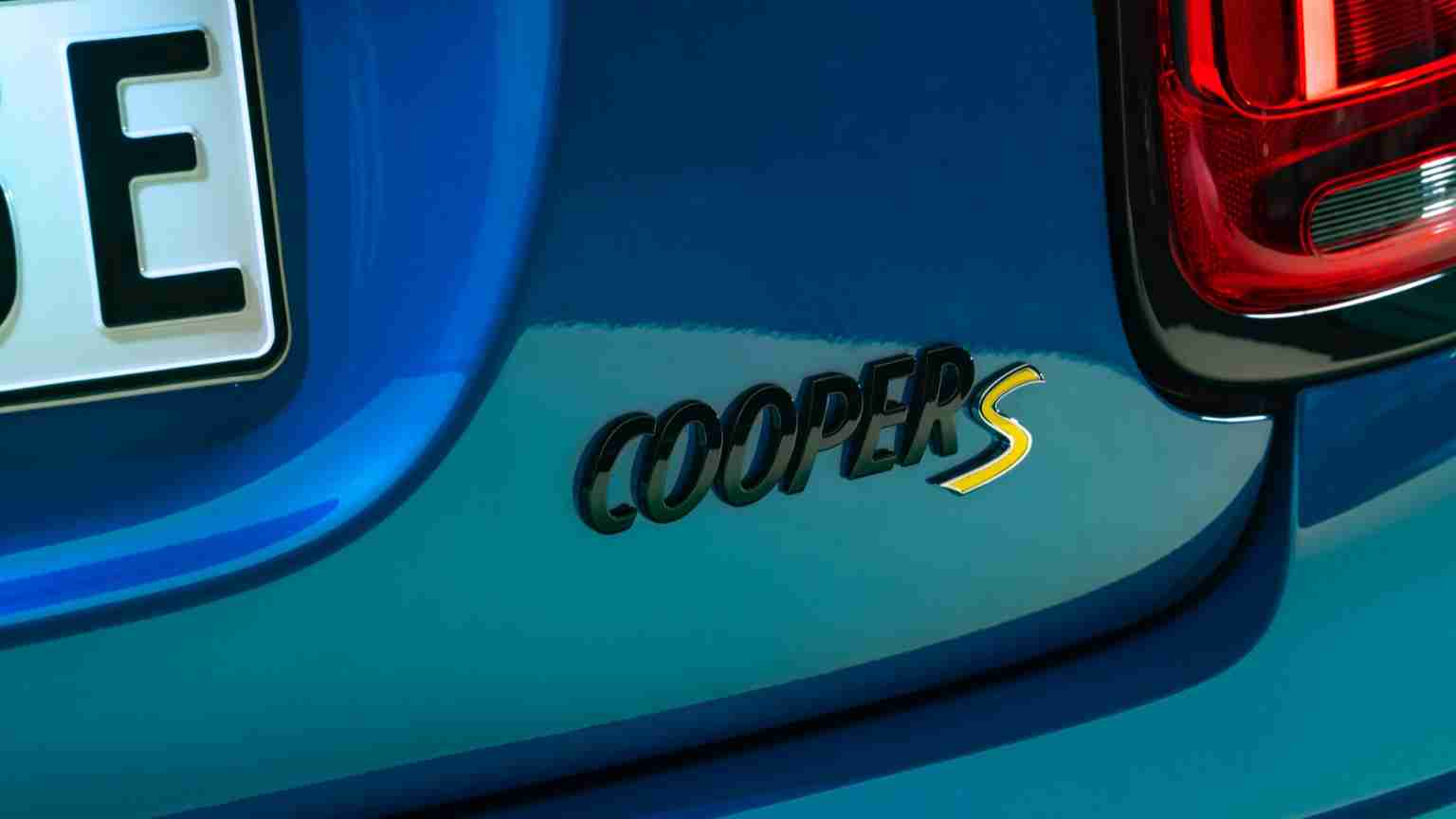Mini Cooper SE Front Look
