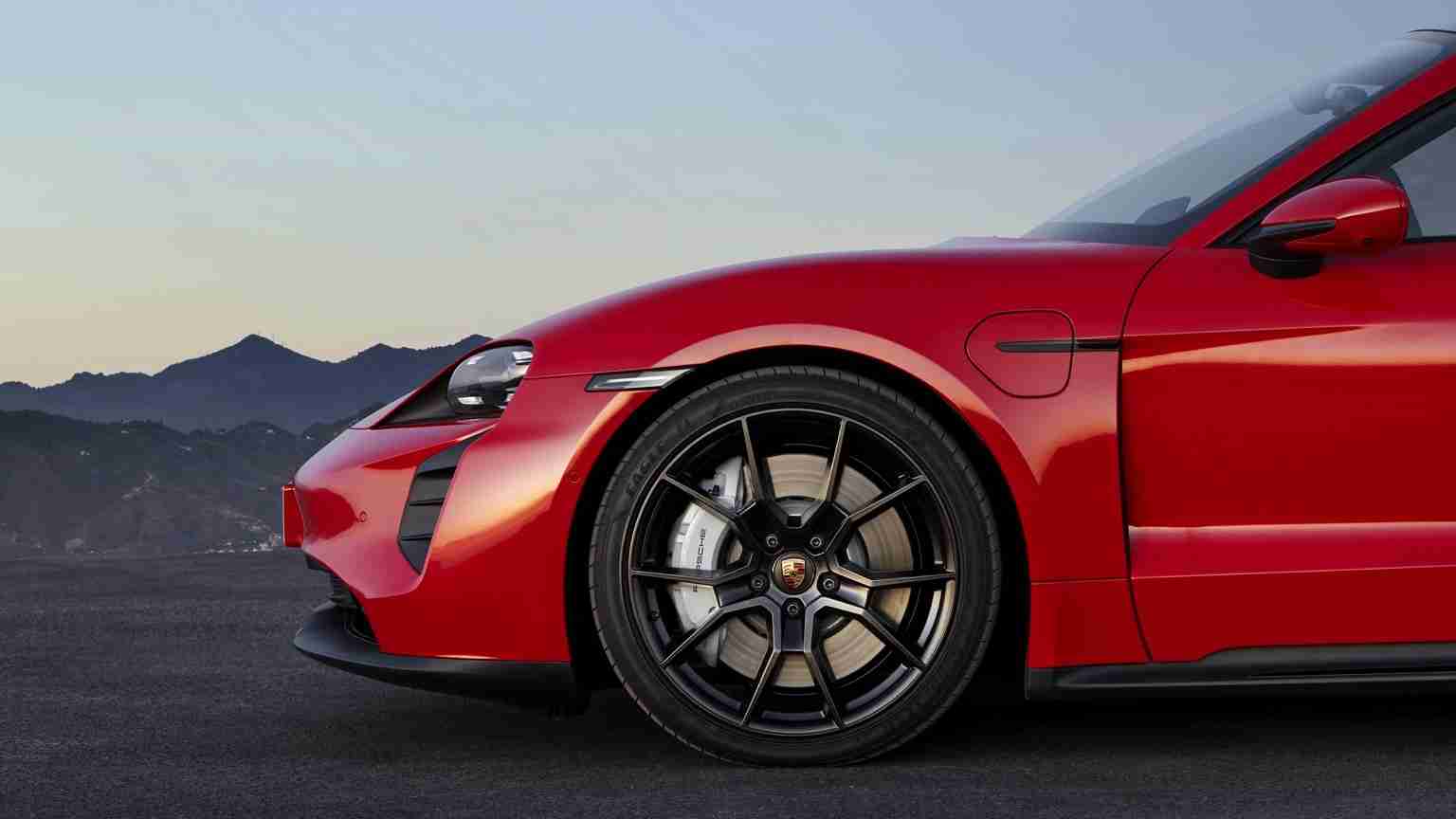Porsche Taycan GTS Pictures