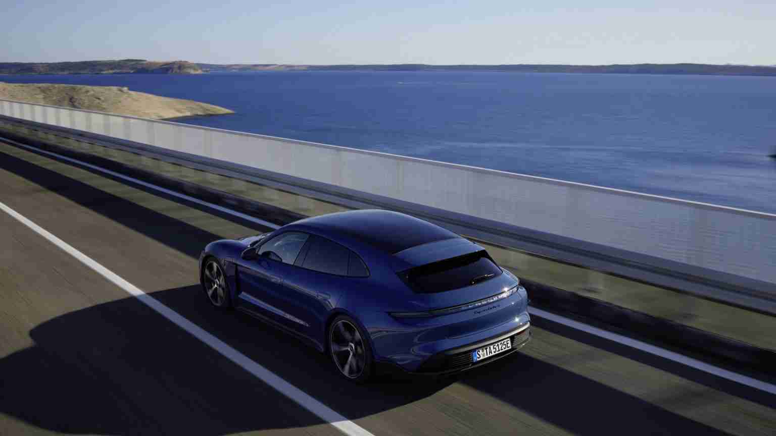 Porsche Taycan 4S Sport Turismo Interior