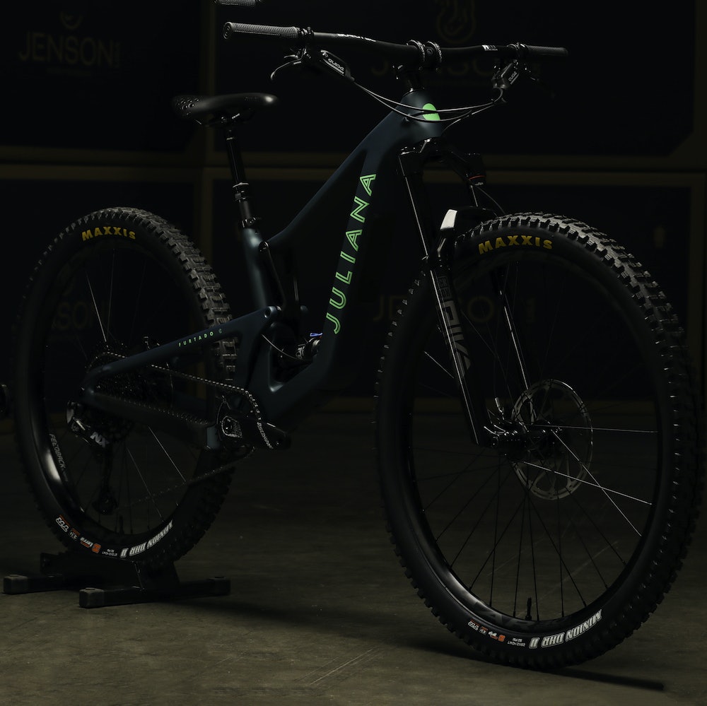 JULIANA FURTADO 5 C R BIKE image