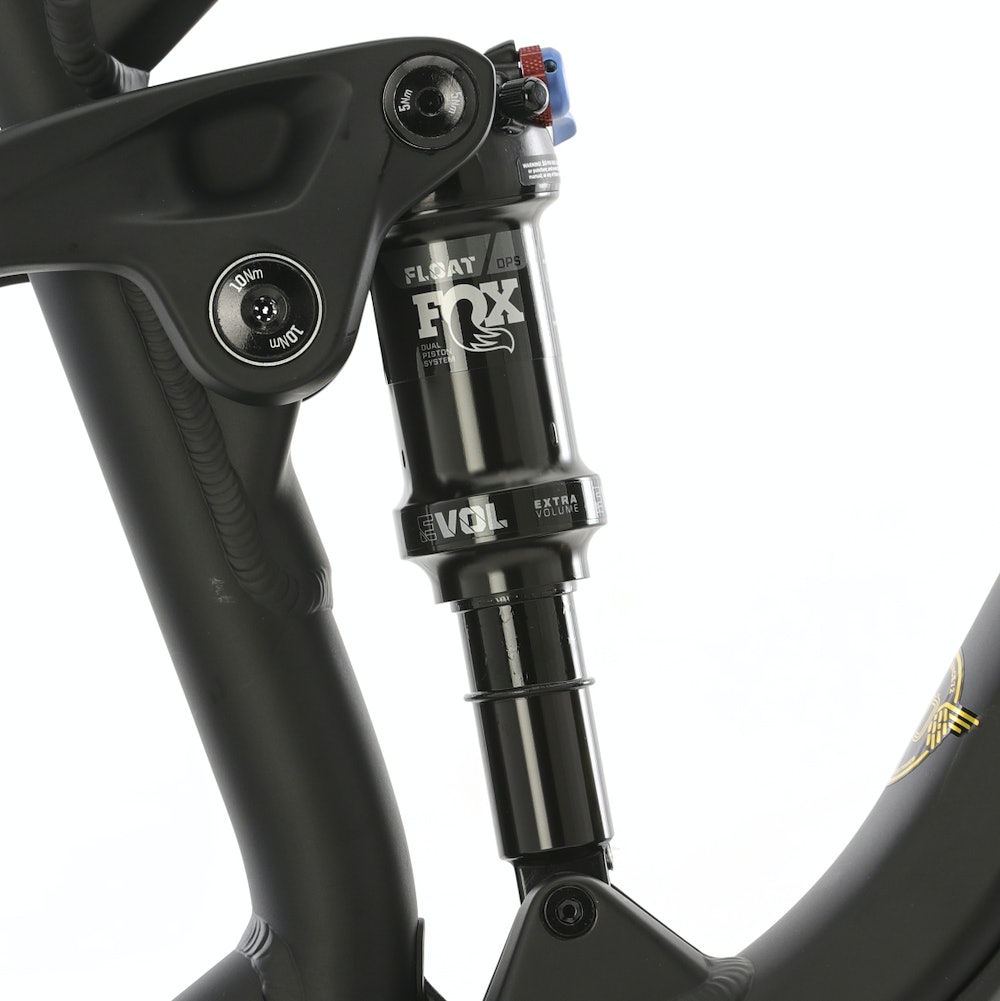 GT Sensor Comp Bike Specification