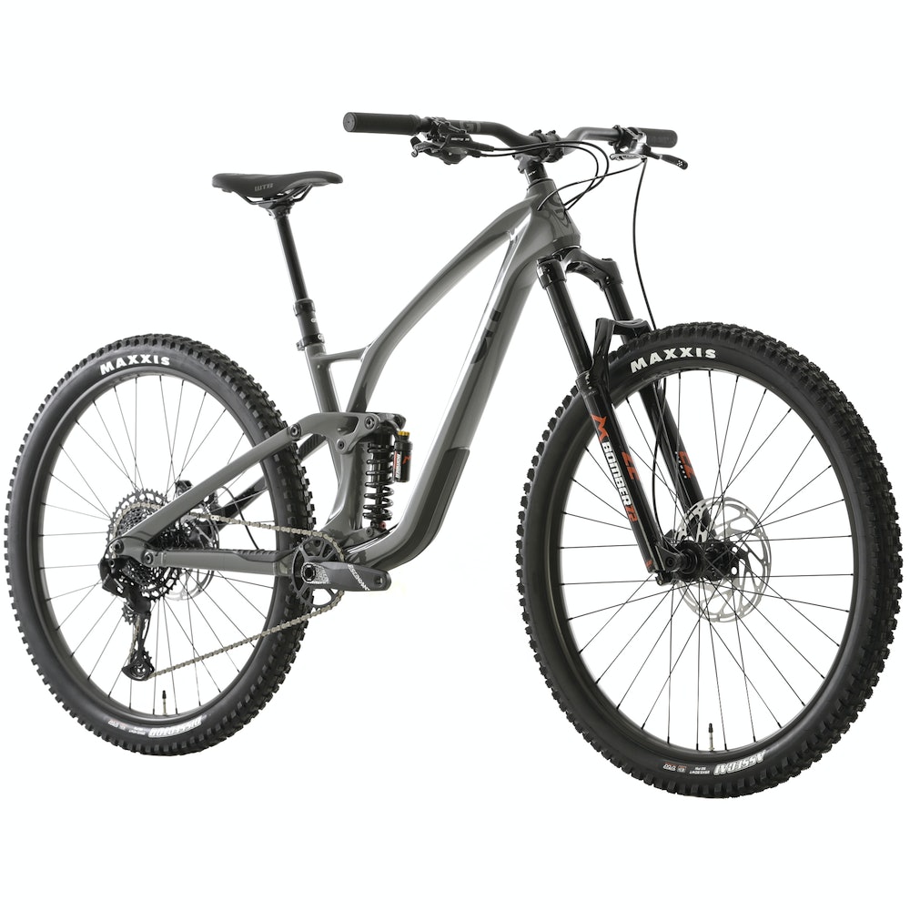 GT Sensor Carbon Elite Bike Mountain Bikes