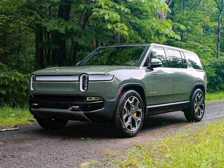 The Rivian R1S