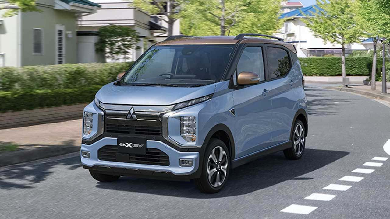 Mitsubishi eK X Electric Car 2023 Review - evcarshub.com