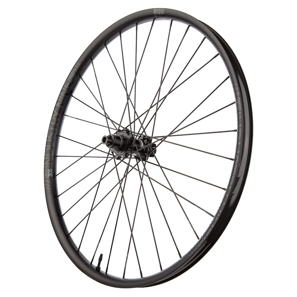 New Industry Nine Enduro 305 V3 Hydra MX Wheelset