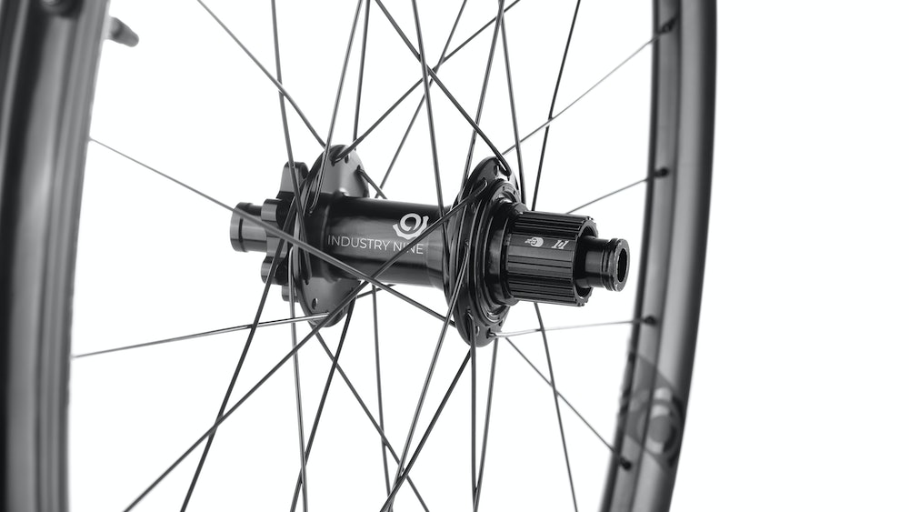 New Industry Nine Trail-S Carbon 1/1 29" Wheelset