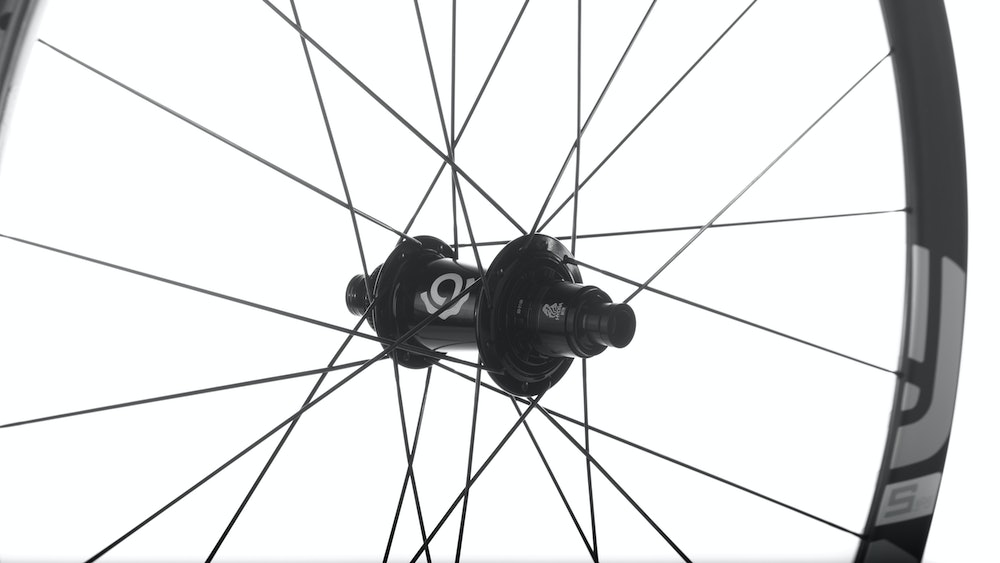 ENVE M525 I9 Hydra 29" Wheelset Specification