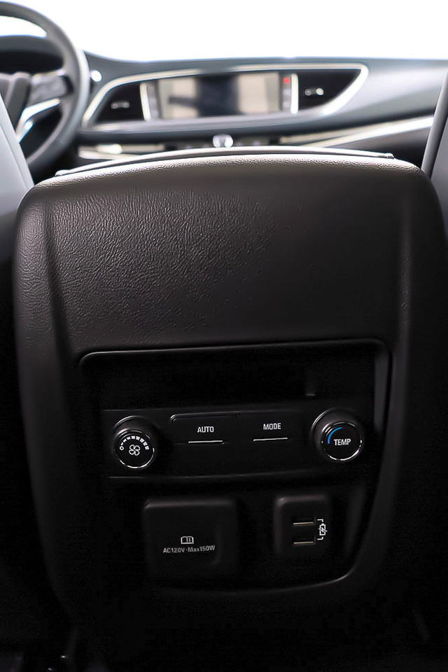 Buick Enclave 2022