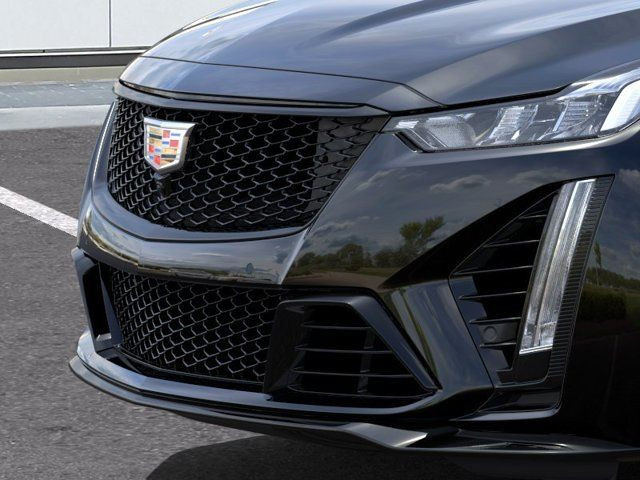Cadillac CT5-V Features