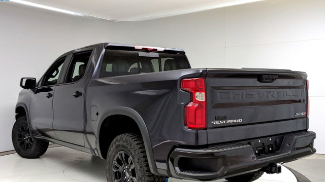 Chevrolet Silverado 1500 Features