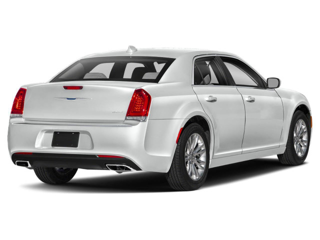 Chrysler 300 All-wheel drive (AWD)