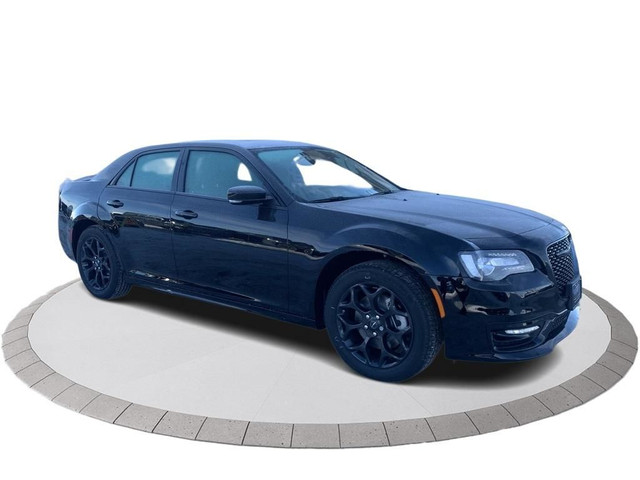 Chrysler 300 Features