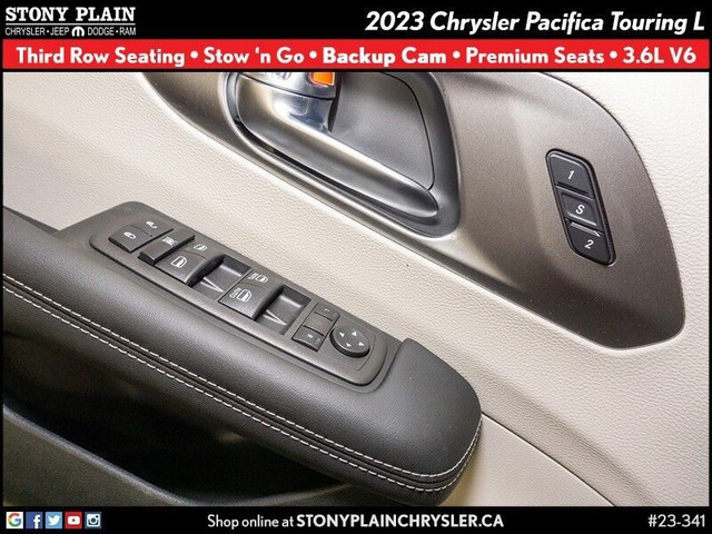 Chrysler Pacifica Colour