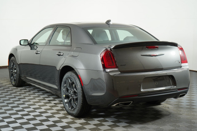 Chrysler 300 Dimensions