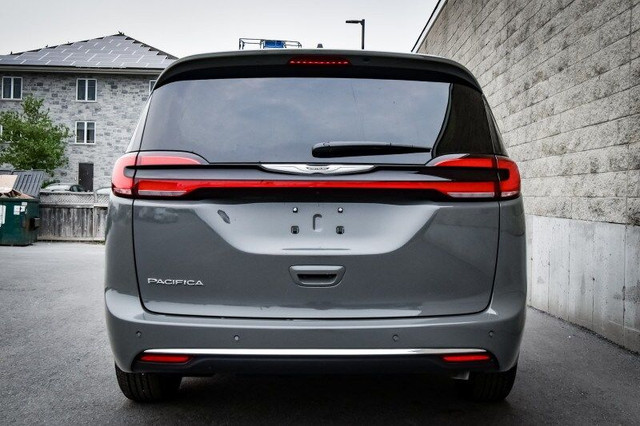 Chrysler Pacifica 2022