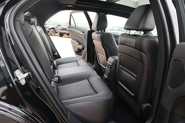 Chrysler 300 Colour