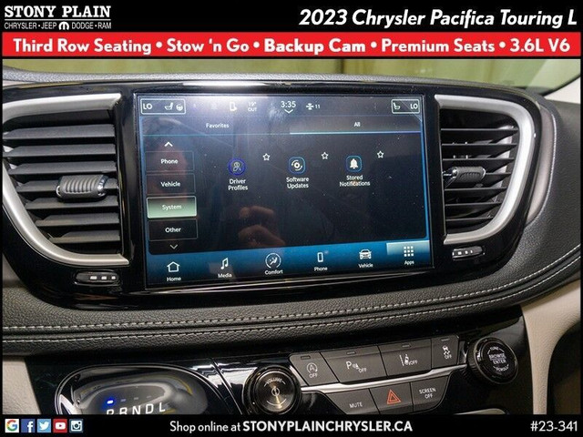 2023 Chrysler Pacifica TOURING L