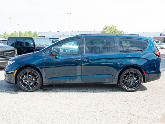 Chrysler Pacifica Extras