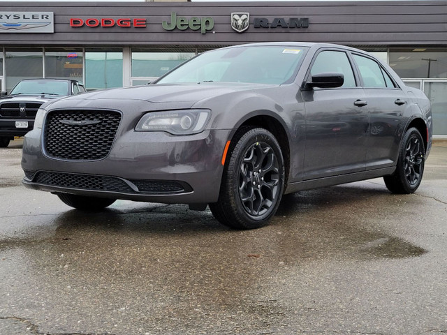 Chrysler 300 Safety