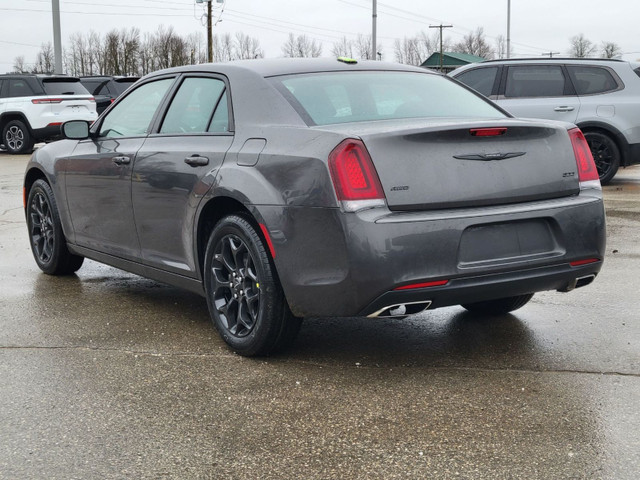 Chrysler 300 PETROL