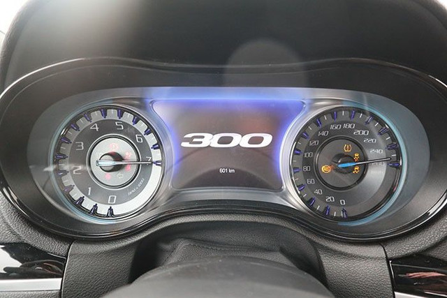 Chrysler 300 Extras