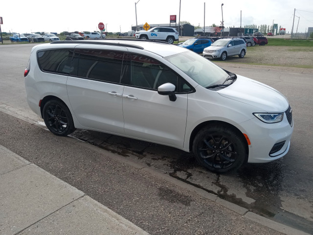 Chrysler Pacifica Dimensions