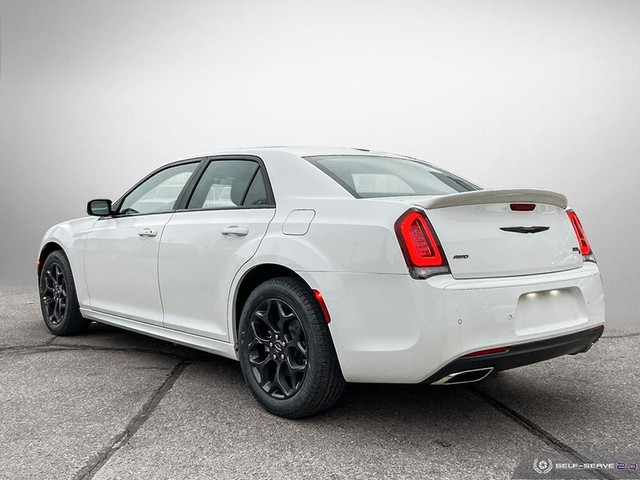 Chrysler 300 Extras