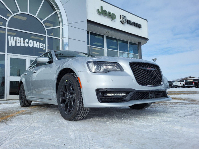 2023 Chrysler 300 S