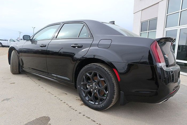 Chrysler 300 Extras