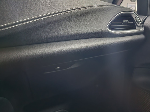 Used Chrysler Pacifica FuelCar