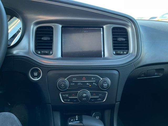 Dodge Charger Features