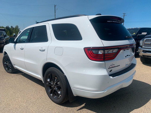 2023 DODGE DURANGO SXT LAUNCH EDITION