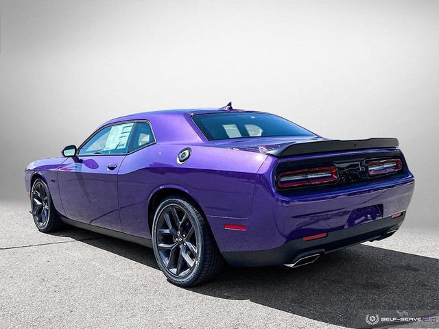 Dodge Challenger Rear-wheel drive (RWD)