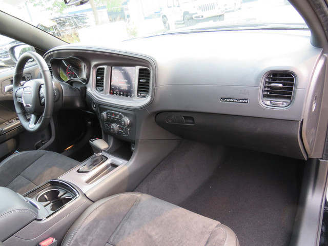 Dodge Charger Features