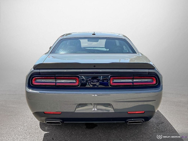 2023 Dodge Challenger SXT RWD