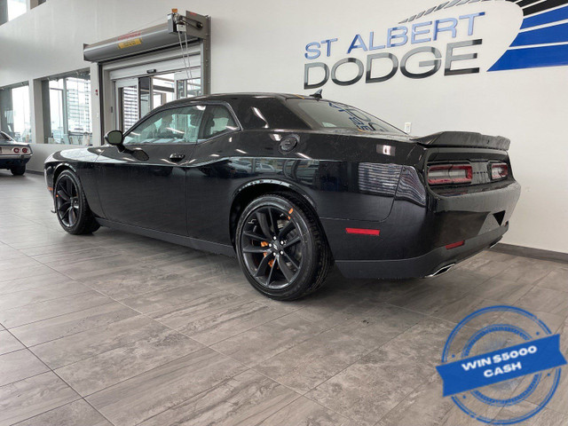 Dodge Challenger Features