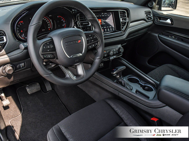 Dodge Durango Features
