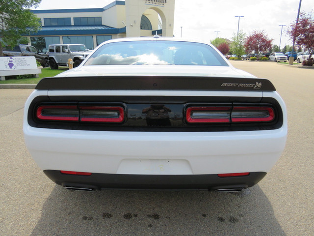 Dodge Challenger SportsCar