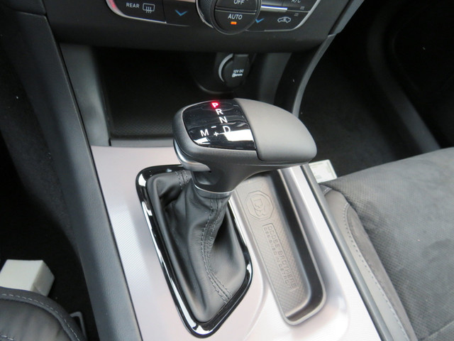 Dodge Charger Features