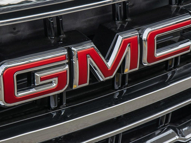 GMC Yukon 8