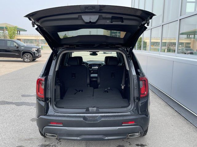 GMC Acadia Features
