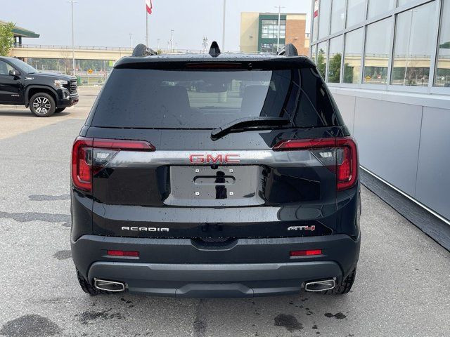 GMC Acadia 6