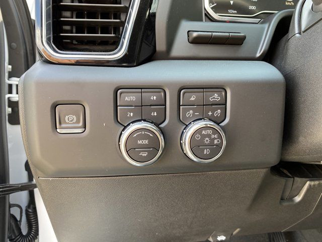 GMC Sierra 2500HD Automatic