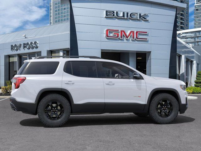 GMC Acadia Features