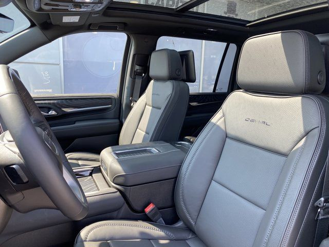 GMC Yukon PETROL