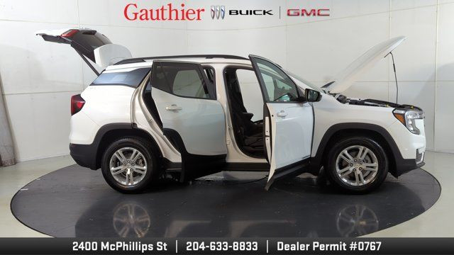 GMC Terrain Front-wheel drive (FWD)