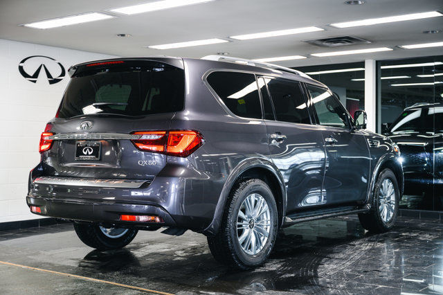 2023 INFINITI QX80 LUXE