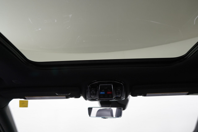 Jeep Grand Cherokee L Other