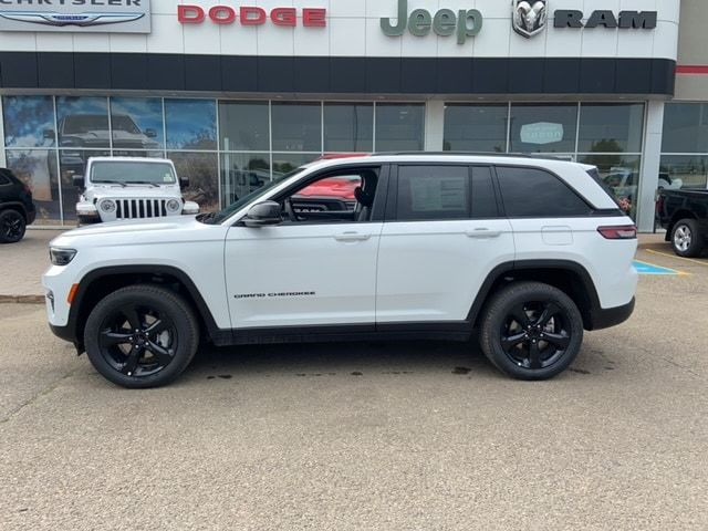 Jeep Grand Cherokee Features